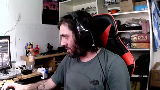 johnwood88 online show from December 2025 04:21:01 AM