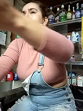 alexax0 online show from February 2025 12:26:01 AM