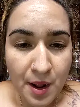 alexax0 online show from February 2025 12:19:02 AM