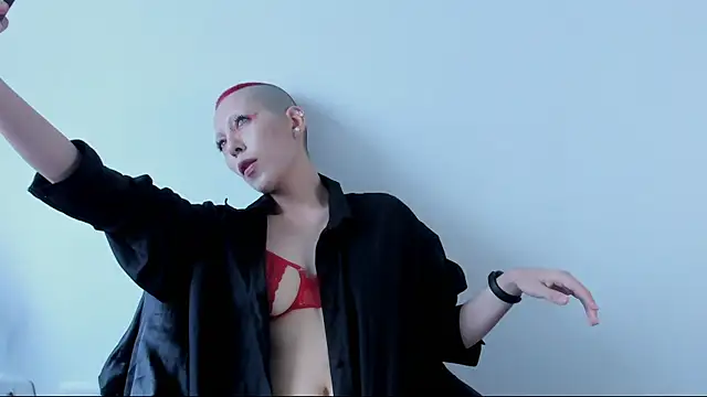 lnxmst online show from March 2026 09:42:01 PM