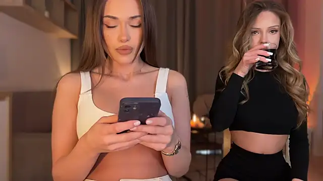 Snapshot of Julia_RL chatting on February 2026 08:29:02 PM Julia RL online show from February 2026 08:29:02 PM