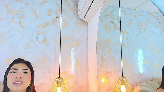 khloeblake online show from February 2026 05:05:02 AM