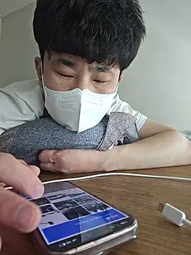 Snapshot of wlalsdldb112 chatting on March 2025 04:40:02 AM wlalsdldb112 online show from March 2025 04:40:02 AM