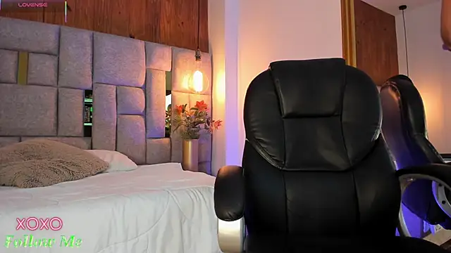 Saori newman online show from March 2025 12:01:02 PM