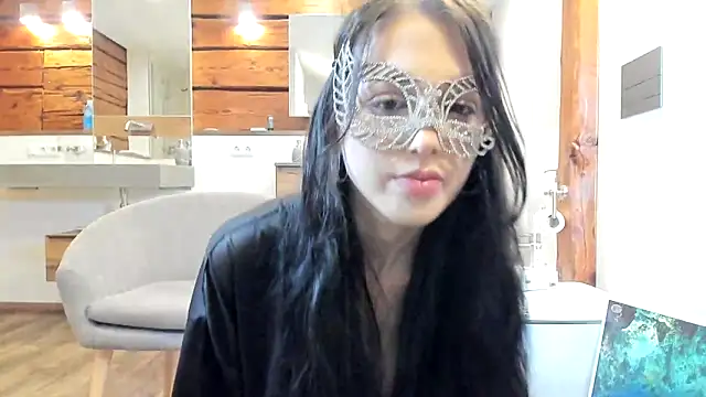 Snapshot of desiree-doux chatting on December 2024 11:14:01 PM desiree-doux online show from December 2024 11:14:01 PM