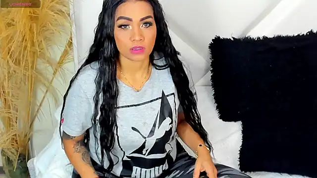 Snapshot of ScarlethNatasha chatting on September 2025 04:28:01 AM ScarlethNatasha online show from September 2025 04:28:01 AM