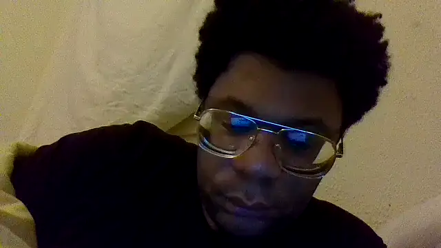 dvaughn3117 online show from April 2026 09:18:01 AM