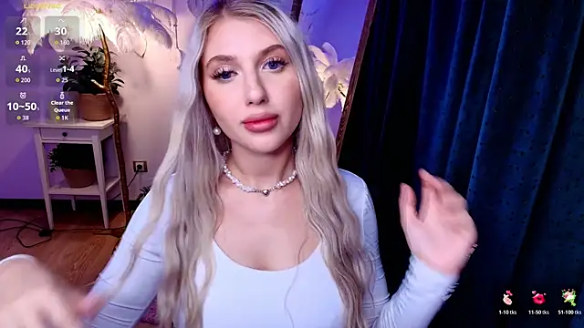 Evacadooo online show from July 2026 03:22:02 AM