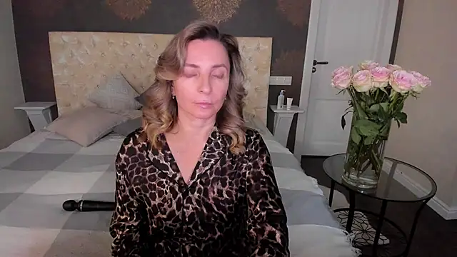 AllisonWilliams online show from October 2025 04:37:02 PM