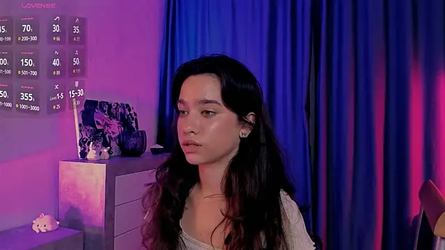 EmeliaReaper online show from September 2025 08:35:01 PM