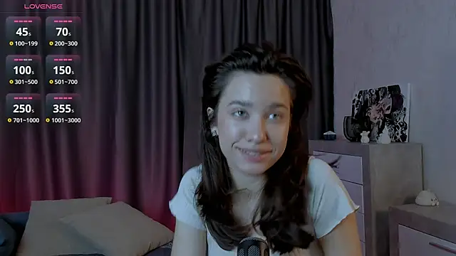 EmeliaReaper online show from October 2025 07:36:02 PM