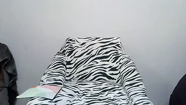 Snapshot of kisandgioni chatting on March 2025 04:00:02 PM kisandgioni online show from March 2025 04:00:02 PM