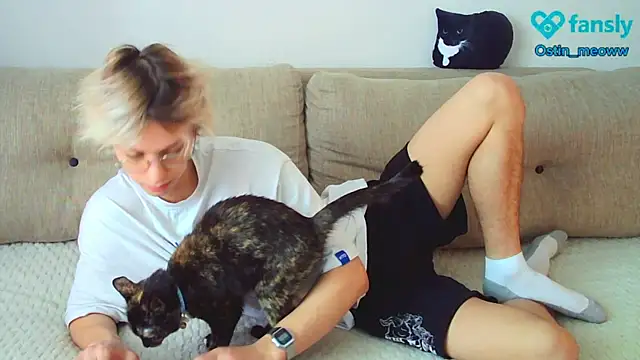 Ostin meow online show from March 2025 06:29:01 AM