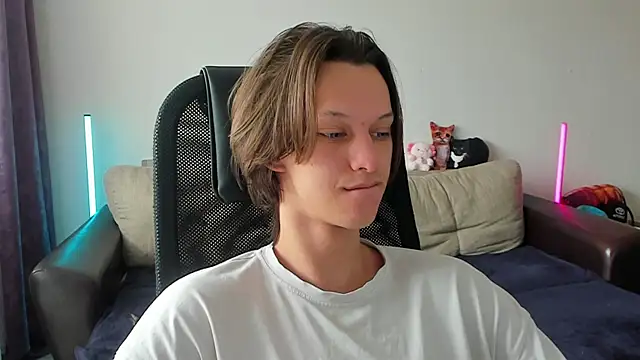Snapshot of Ostin_meow chatting on May 2026 09:59:02 AM Ostin meow online show from May 2026 09:59:02 AM