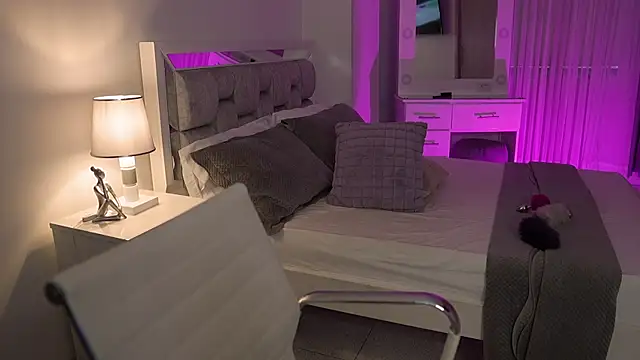 Camilaa bueno online show from December 2024 10:25:02 PM