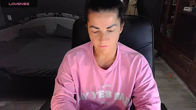 Aria Dl online show from October 2025 03:04:01 PM