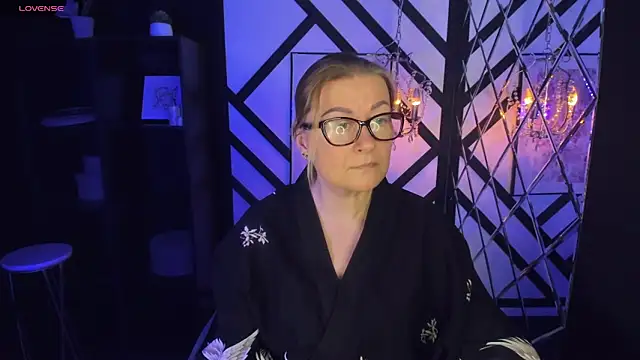 AlexandraKind online show from February 2025 08:37:01 PM