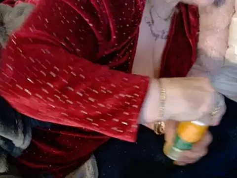 housewife shantie online show from February 2025 07:06:01 AM