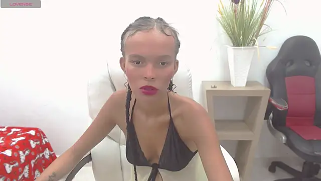 lulu 25  online show from December 2024 05:06:02 AM