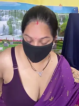 Snapshot of vinky05 chatting on September 2025 03:42:02 AM vinky05 online show from September 2025 03:42:02 AM