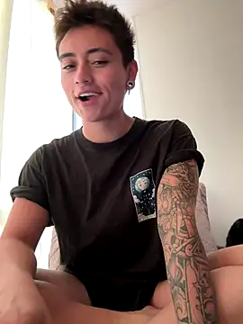 Snapshot of Chriss_gomez2 chatting on September 2025 10:37:02 PM Chriss gomez2 online show from September 2025 10:37:02 PM