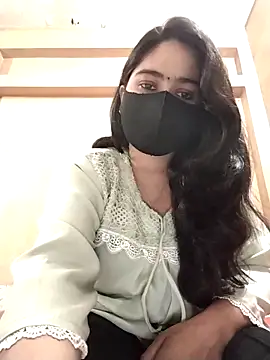 Magical Girl- online show from November 2025 03:29:02 AM