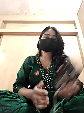 Magical Girl- online show from December 2025 03:56:02 AM