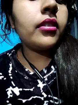 Love-Veronica online show from February 2026 01:05:02 PM