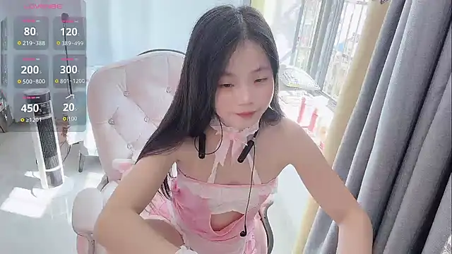 Lena-yyds online show from November 2025 04:51:02 AM