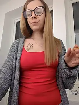 Snapshot of TerrasWildlife chatting on February 2025 09:55:02 AM TerrasWildlife online show from February 2025 09:55:02 AM