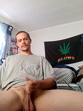 ChuckyyDee online show from September 2025 08:08:01 PM