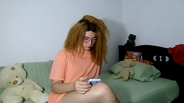 Snapshot of CELESSTESeductora chatting on May 2026 02:36:02 PM CELESSTESeductora online show from May 2026 02:36:02 PM