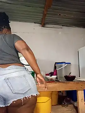 curvyloneah75 online show from April 2026 06:38:02 AM