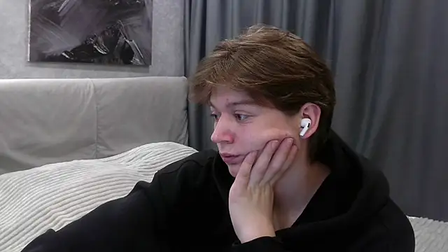 W N G S online show from September 2025 10:13:02 PM