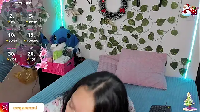 Snapshot of Megan_sophia2 chatting on December 2024 12:55:02 PM Megan sophia2 online show from December 2024 12:55:02 PM