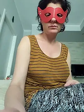 Snapshot of Vagabondainnamorata chatting on April 2026 03:48:02 PM Vagabondainnamorata online show from April 2026 03:48:02 PM