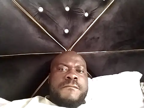 Snapshot of Suckmehar chatting on February 2025 08:38:01 AM Suckmehar online show from February 2025 08:38:01 AM