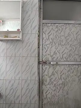 surabhi09 online show from January 2026 06:27:02 AM