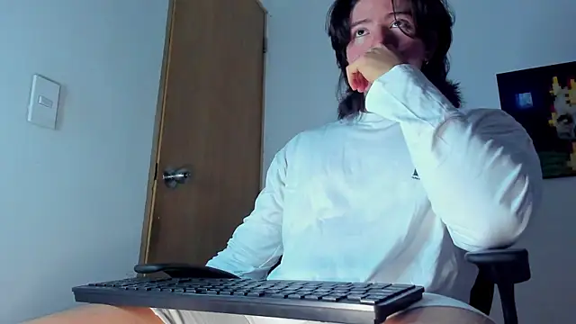 AngelBennet  online show from October 2025 10:31:01 PM