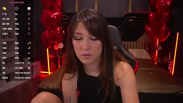 DreamyLinaa online show from February 2025 07:35:01 AM