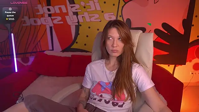 DreamyLinaa online show from February 2026 08:43:01 PM