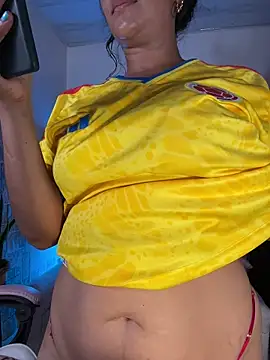 Snapshot of Lady_Rey chatting on June 2026 12:33:01 AM Lady Rey online show from June 2026 12:33:01 AM