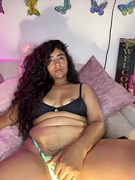 Snapshot of Lady_Rey chatting on July 2026 02:05:17 AM Lady Rey online show from July 2026 02:05:17 AM