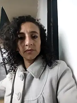 Snapshot of AriannaRussell_ chatting on April 2026 12:36:01 PM AriannaRussell online show from April 2026 12:36:01 PM