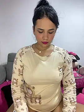 Leyna Kenet online show from January 2025 04:26:01 AM