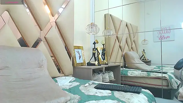 Snapshot of AndrewPherson chatting on February 2025 03:59:02 PM AndrewPherson online show from February 2025 03:59:02 PM