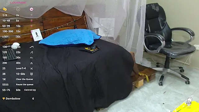 Snapshot of AndrewPherson chatting on March 2025 03:29:02 PM AndrewPherson online show from March 2025 03:29:02 PM