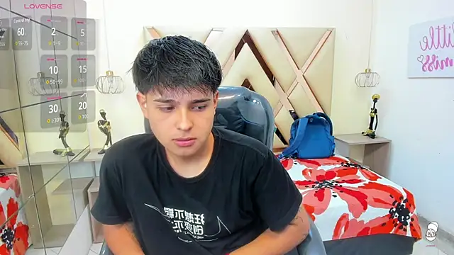 Snapshot of AndrewPherson chatting on September 2025 12:16:02 PM AndrewPherson online show from September 2025 12:16:02 PM