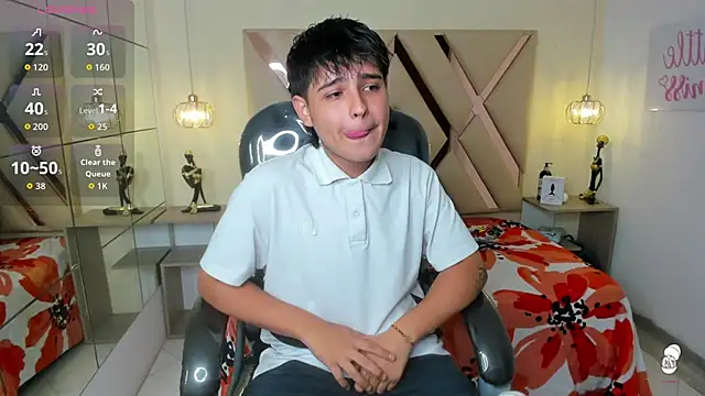 Snapshot of AndrewPherson chatting on September 2025 12:39:02 PM AndrewPherson online show from September 2025 12:39:02 PM