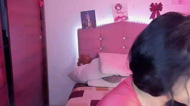 Snapshot of male_couper chatting on December 2024 06:11:01 PM male couper online show from December 2024 06:11:01 PM